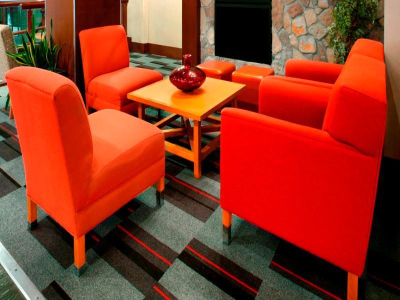 Four Points By Sheraton Victoria Gateway Ленгфорд Екстер'єр фото